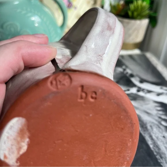 Studio Art Pottery hand thrown Glazed stoneware mug - Picture 7 of 10